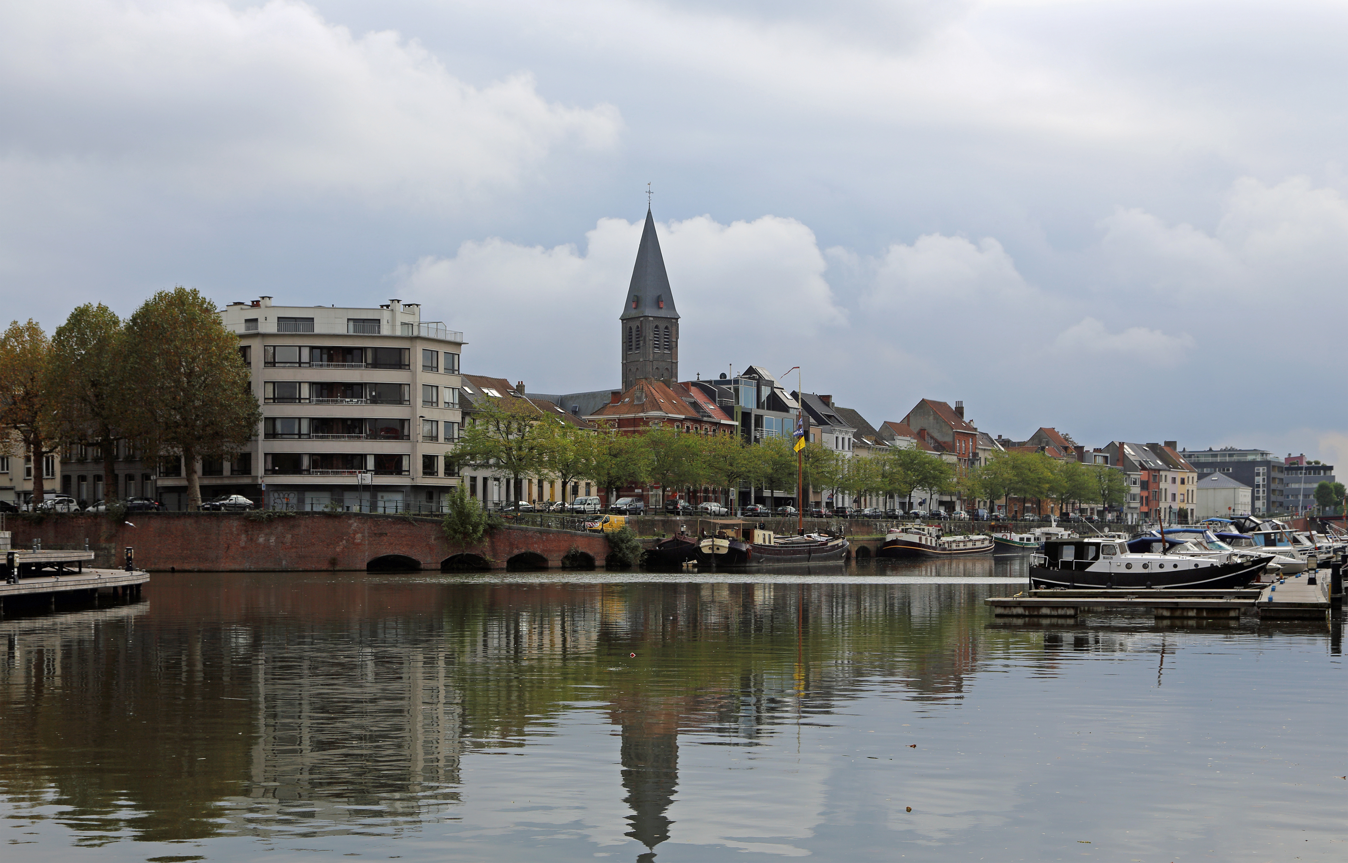 Portus Ganda Gent water